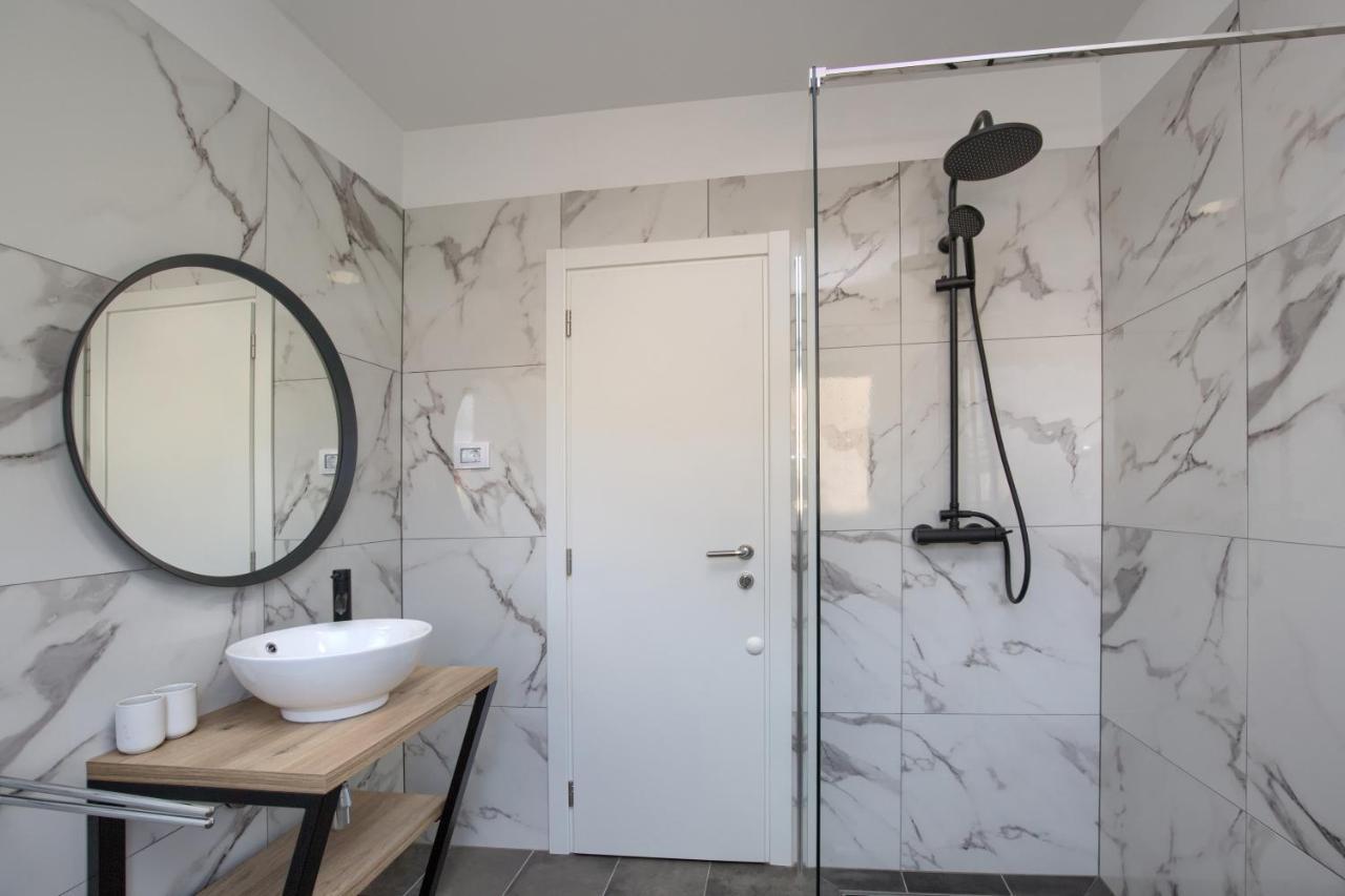 Apartment Vukadin Pula Ngoại thất bức ảnh