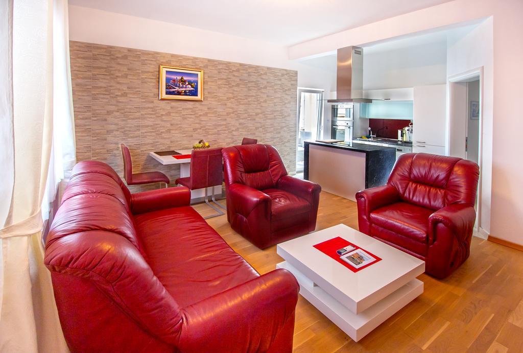 Apartment Vukadin Pula Ngoại thất bức ảnh